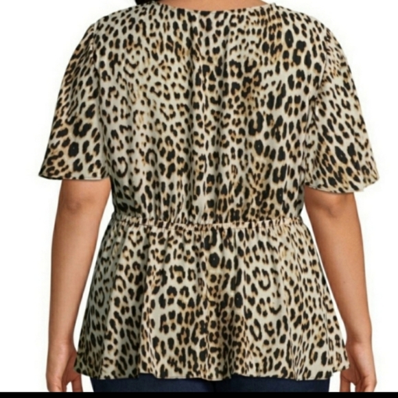 Worthington Top Animal Print Silky Size 2X NWT - Picture 5 of 9